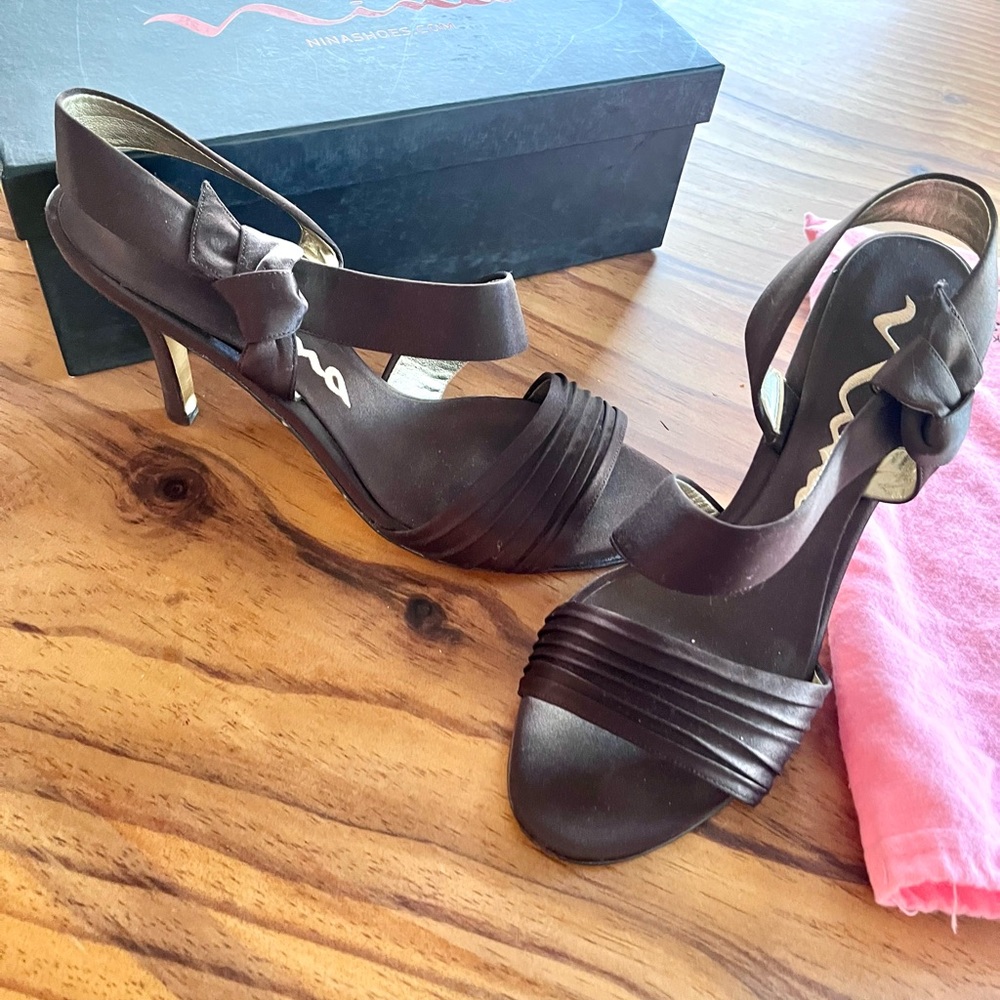 Nina women’s heels size 8.5